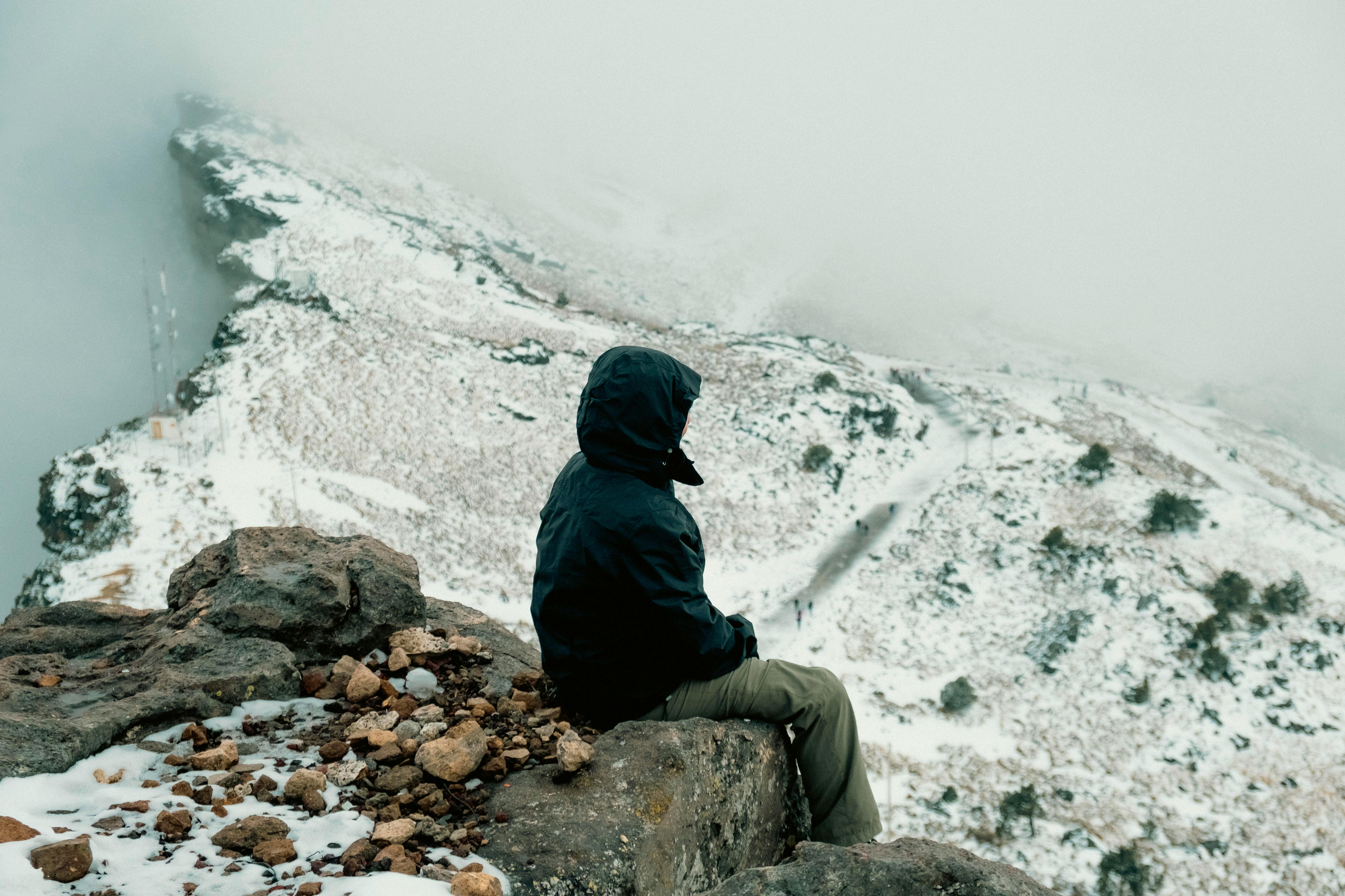 The Science of Staying Warm: How Heated Jackets Work